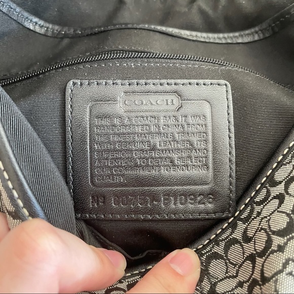 COACH PURSE - Picture 13 of 13